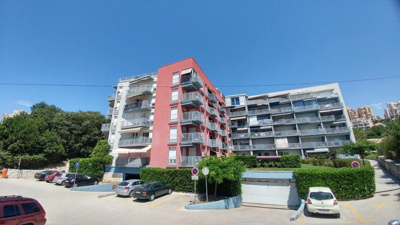 Apartment Deluxe Sea View Split Exterior foto
